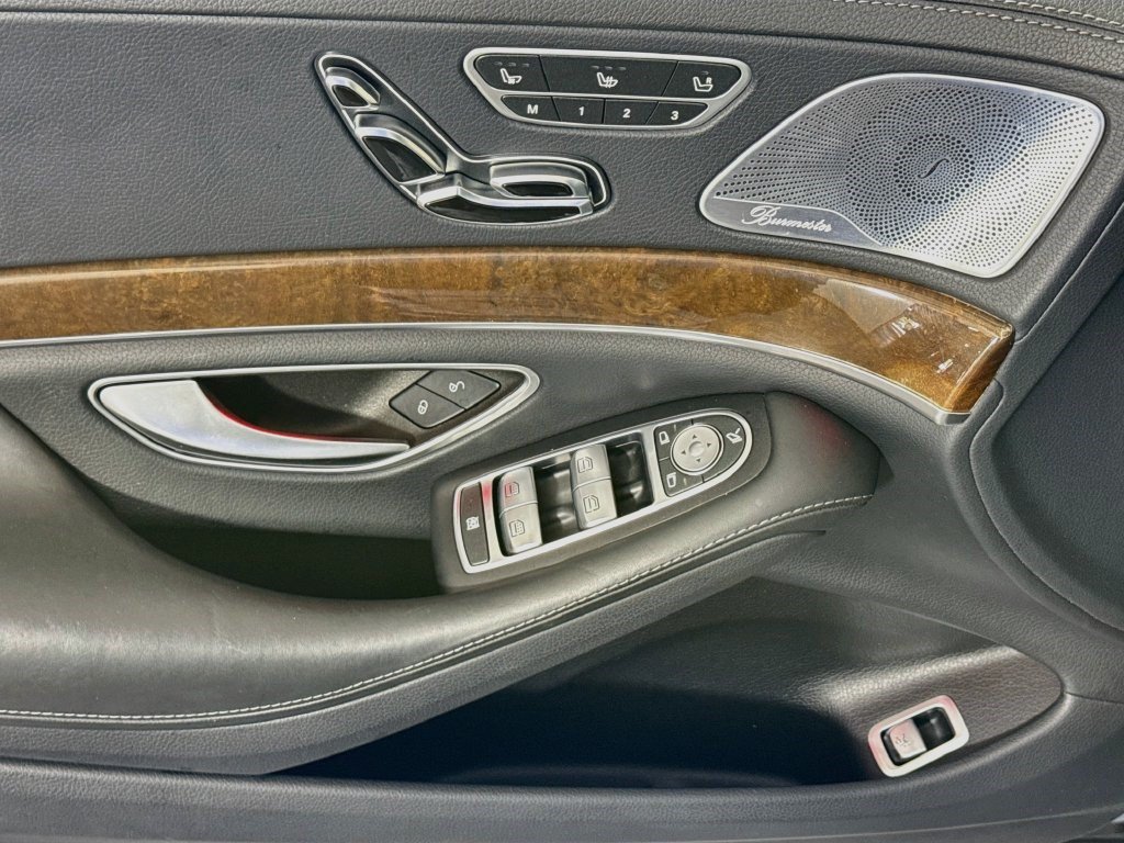 Used 2016 Mercedes-Benz S 550 4MATIC Sedan image 23