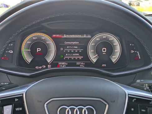 Used 2021 Audi A7 e Premium Plus w/ Black Optic Package image 28