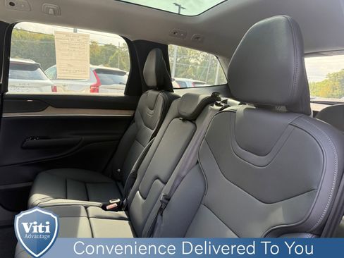 Used 2025 Volvo EX90 Ultra image 22