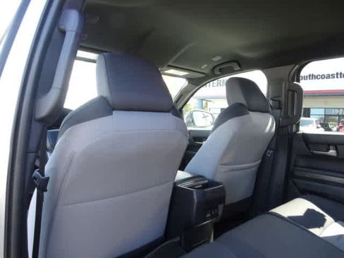 Used 2024 Toyota Tacoma TRD Sport image 22