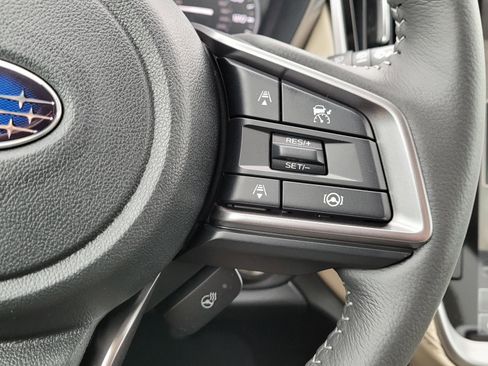 New 2025 Subaru Outback Limited image 7