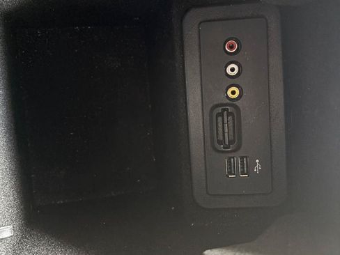 Used 2015 Lincoln MKT AWD w/ Equipment Group 201A image 16