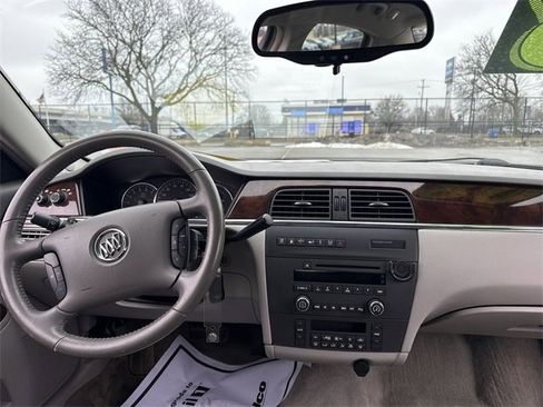 Used 2008 Buick LaCrosse CX image 17