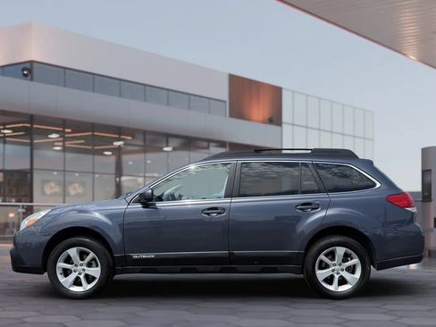 Used 2014 Subaru Outback 2.5i Premium AWD/4WD image 4