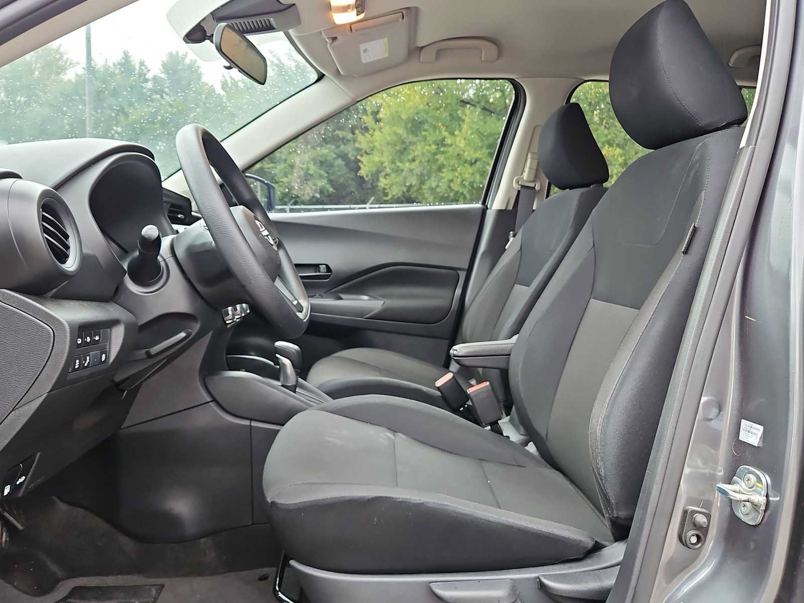Used 2025 Nissan Kicks Play S FWD image 16