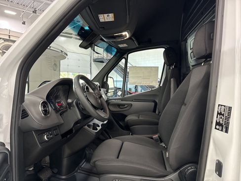 New 2025 Mercedes-Benz Sprinter 3500 image 24