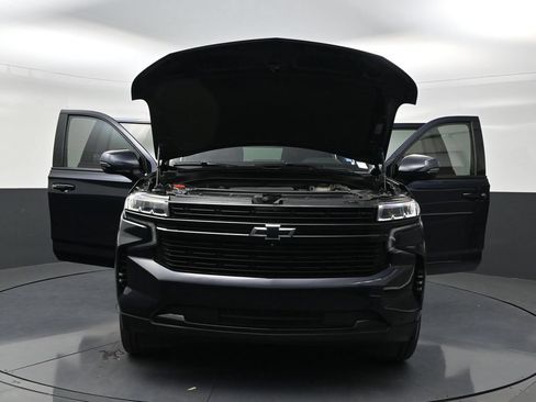 Used 2024 Chevrolet Suburban RST w/ Luxury Package RWD image 33