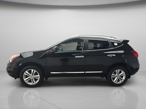 Used 2013 Nissan Rogue SV w/ Premium Pkg image 2