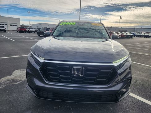 Used 2023 Honda CR-V EX image 9