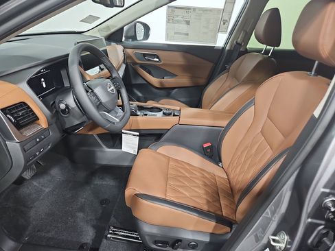 New 2026 Nissan Rogue Platinum w/ Platinum Premium Package AWD/4WD image 9