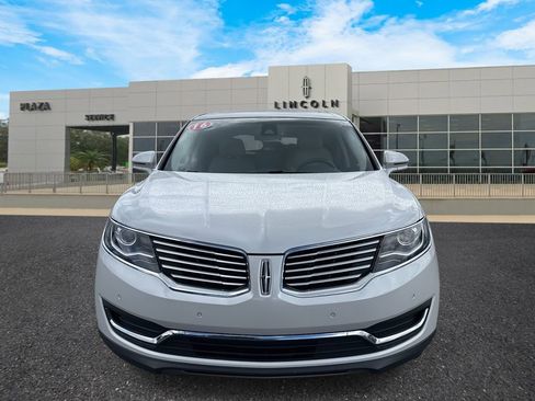 Used 2016 Lincoln MKX Reserve w/ Technology Package image 8