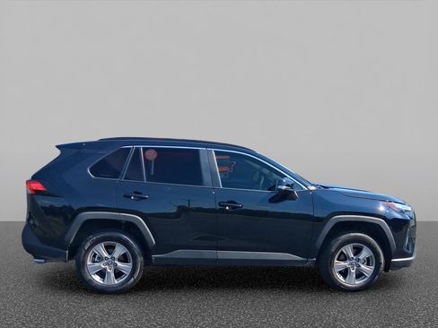 Used 2025 Toyota RAV4 XLE AWD/4WD image 7