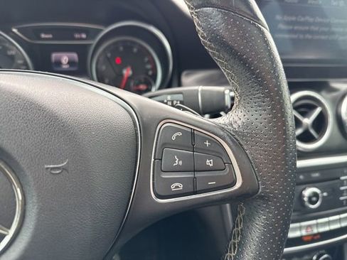 Used 2018 Mercedes-Benz CLA 250 image 17