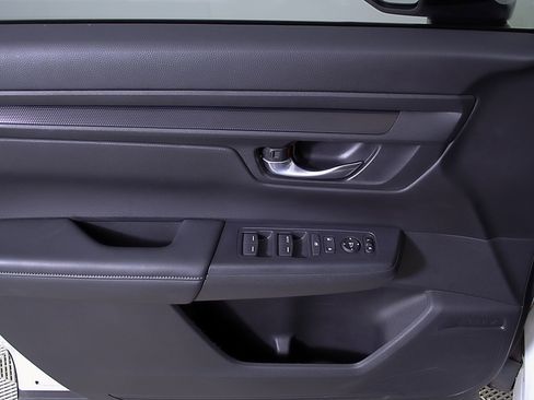 Used 2024 Honda CR-V LX image 15
