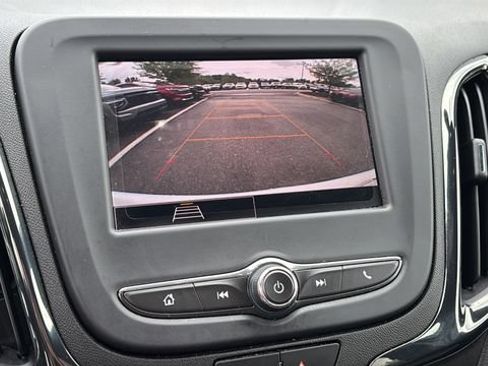 Used 2024 Chevrolet Equinox RS FWD image 26