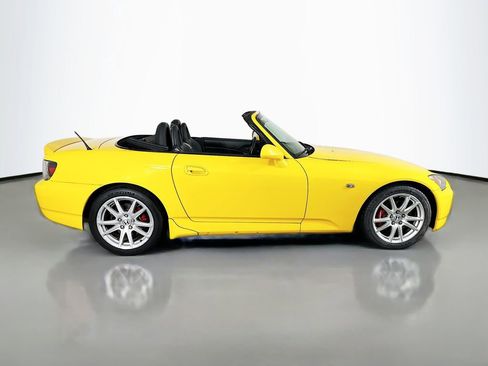 Used 2005 Honda S2000 image 35