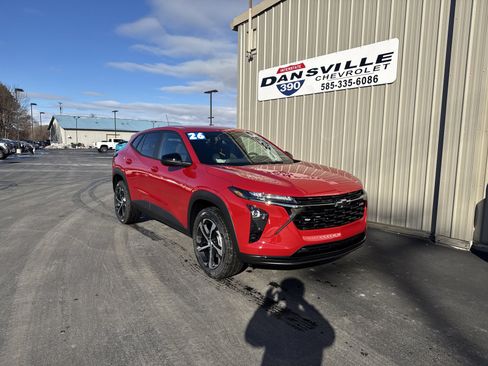 New 2026 Chevrolet Trax RS image 1