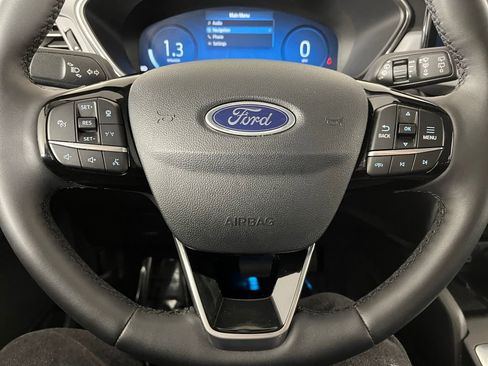 Used 2024 Ford Escape Platinum image 23