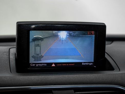 Used 2018 Audi Q3 2.0T Premium w/ Convenience Package image 28