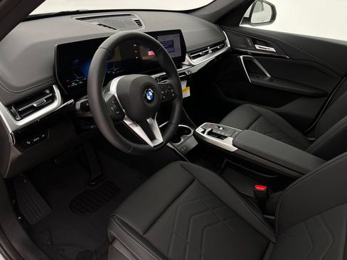 New 2026 BMW X1 xDrive28i w/ Convenience Package AWD/4WD image 9