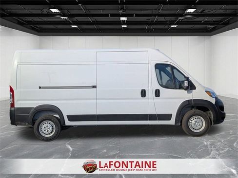 New 2026 RAM ProMaster 2500 w/ Convenience Group image 10