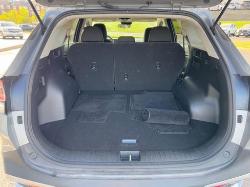 Used 2024 Kia Sportage LX image 6