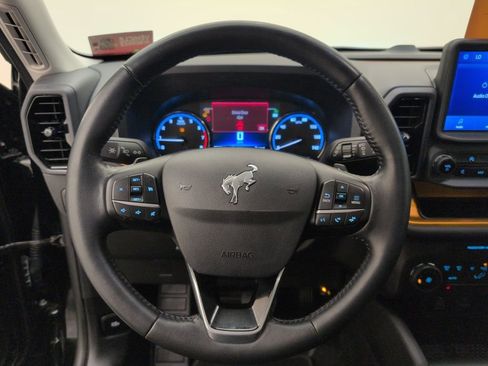 Used 2023 Ford Bronco Sport Badlands image 36
