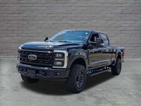 Used 2024 Ford F250 Lariat w/ Black Appearance Package AWD/4WD image 5