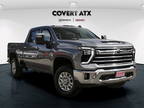 Used 2025 Chevrolet Silverado 2500 LTZ image 9