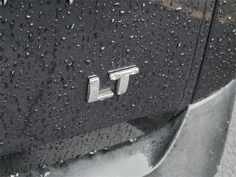 Used 2020 Chevrolet Traverse LT image 6