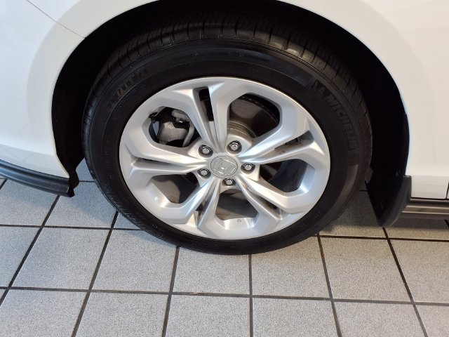 Certified 2025 Honda Accord LX image 5