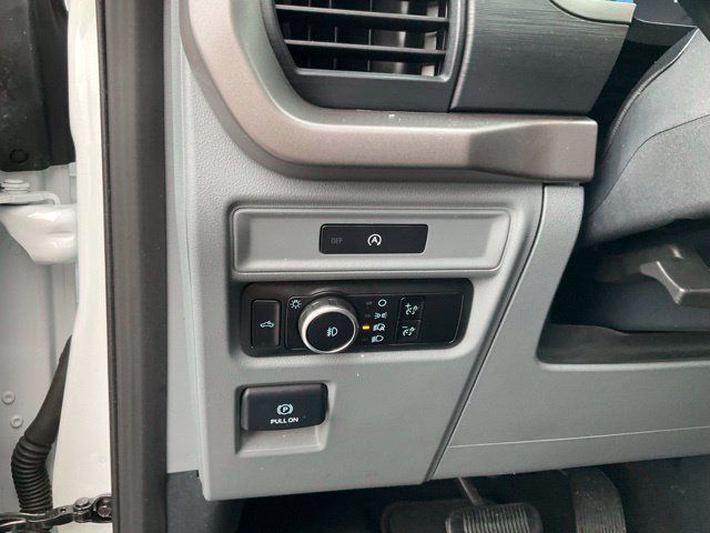 Used 2025 Ford F150 XLT w/ Equipment Group 301A Standard AWD/4WD image 9