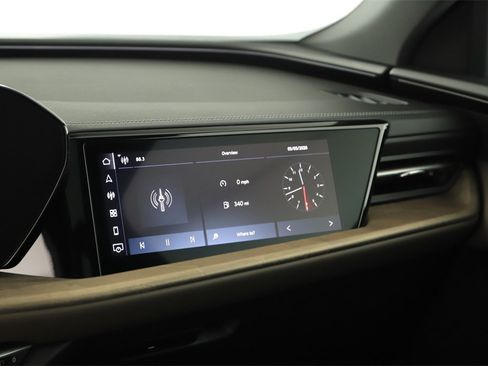 New 2025 Audi Q5 Prestige image 19