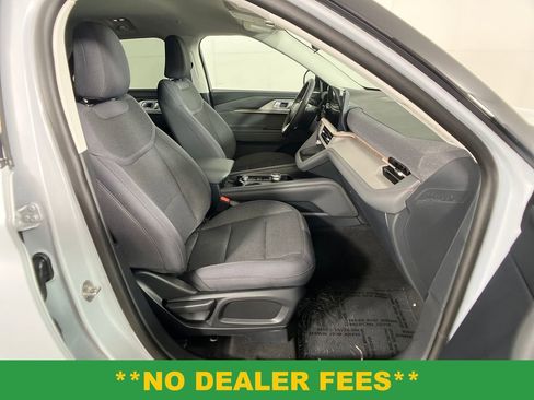 New 2026 Ford Explorer Active image 5