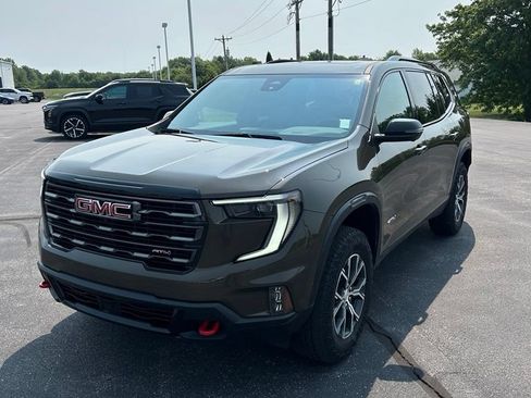 Used 2025 GMC Acadia AT4 AWD/4WD image 1