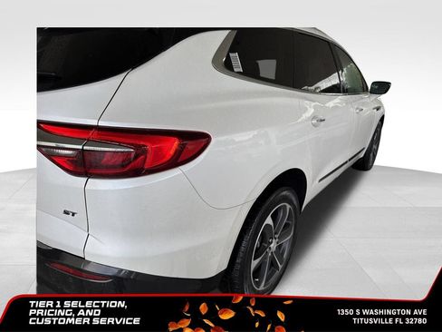 Used 2021 Buick Enclave Essence w/ Sport Touring Edition FWD image 3