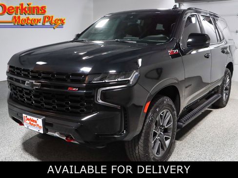 Used 2024 Chevrolet Tahoe Z71 w/ Luxury Package AWD/4WD image 1