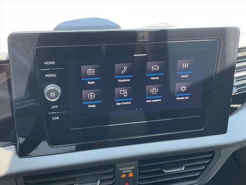Used 2025 Volkswagen Jetta S FWD image 18