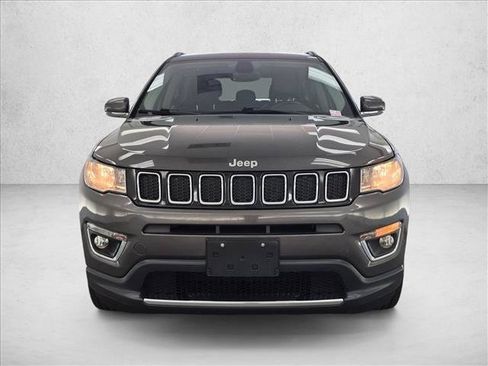 Used 2018 Jeep Compass Limited AWD/4WD image 2