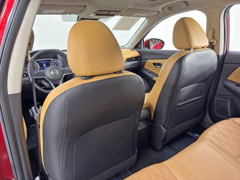 Used 2022 Nissan Sentra SV w/ SV Premium Package image 31