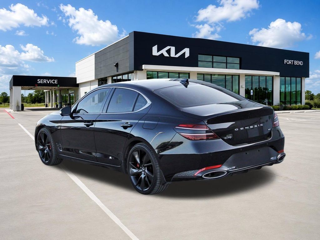 Used 2023 Genesis G70 3.3T w/ Sport Prestige Package RWD image 7