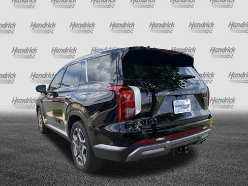Used 2025 Hyundai Palisade SEL FWD image 8