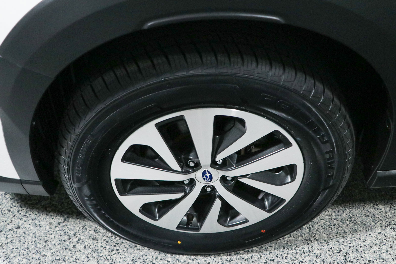 Used 2024 Subaru Outback Premium AWD/4WD image 11