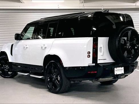 Certified 2024 Land Rover Defender 130 X-Dynamic SE AWD/4WD image 10