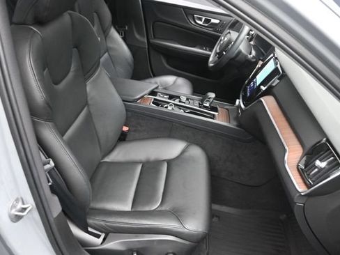 Used 2024 Volvo S60 B5 Plus w/ Protection Package Premier FWD image 28