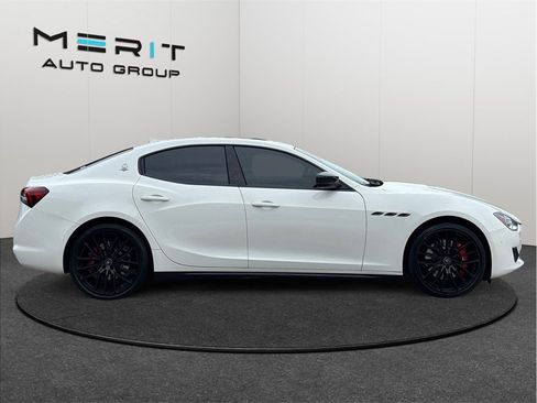 Used 2021 Maserati Ghibli S RWD image 10