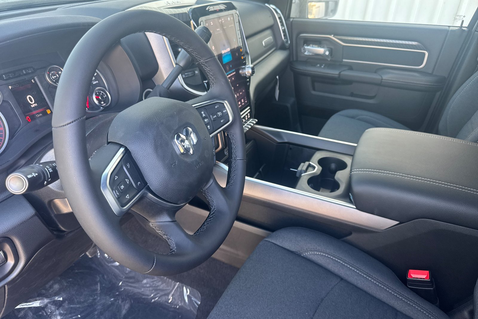 New 2027 RAM 3500 Big Horn AWD/4WD image 9
