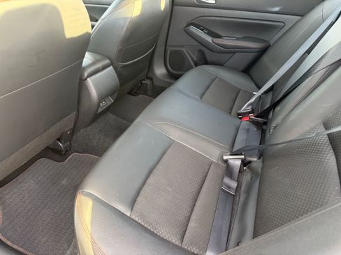 Used 2025 Nissan Altima 2.5 SR AWD/4WD image 11