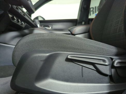 Certified 2025 Honda HR-V Sport image 26