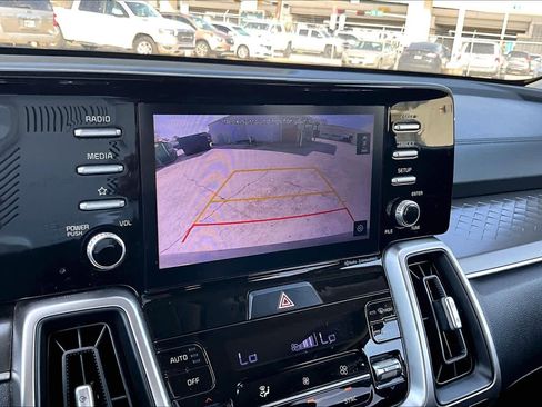 Used 2021 Kia Sorento S image 27